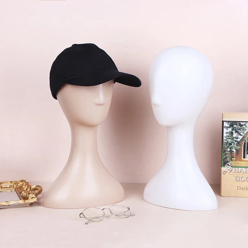 Tete à chapeau vintage