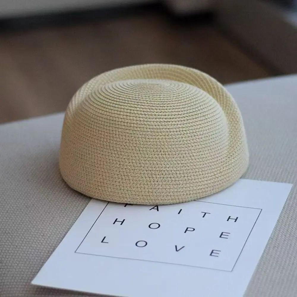 chapeau en fibre naturelle vintage