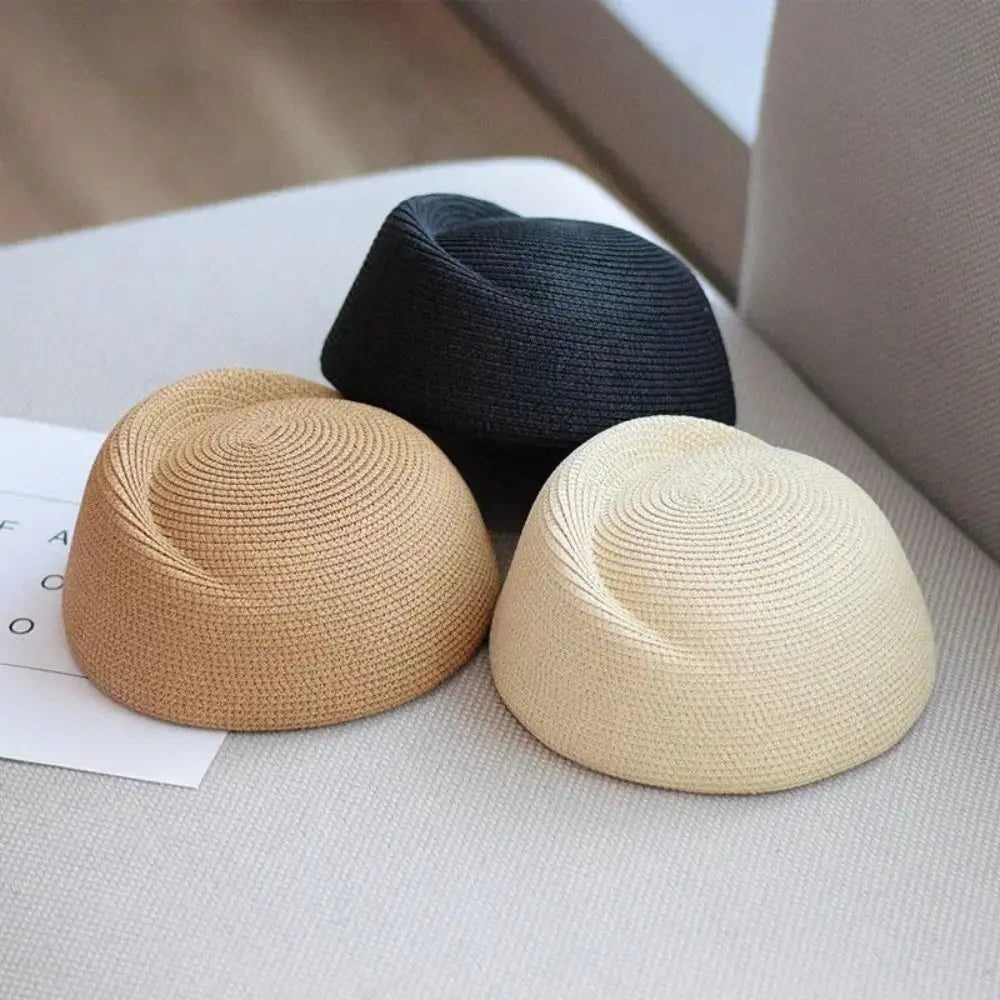 chapeau en fibre naturelle vintage