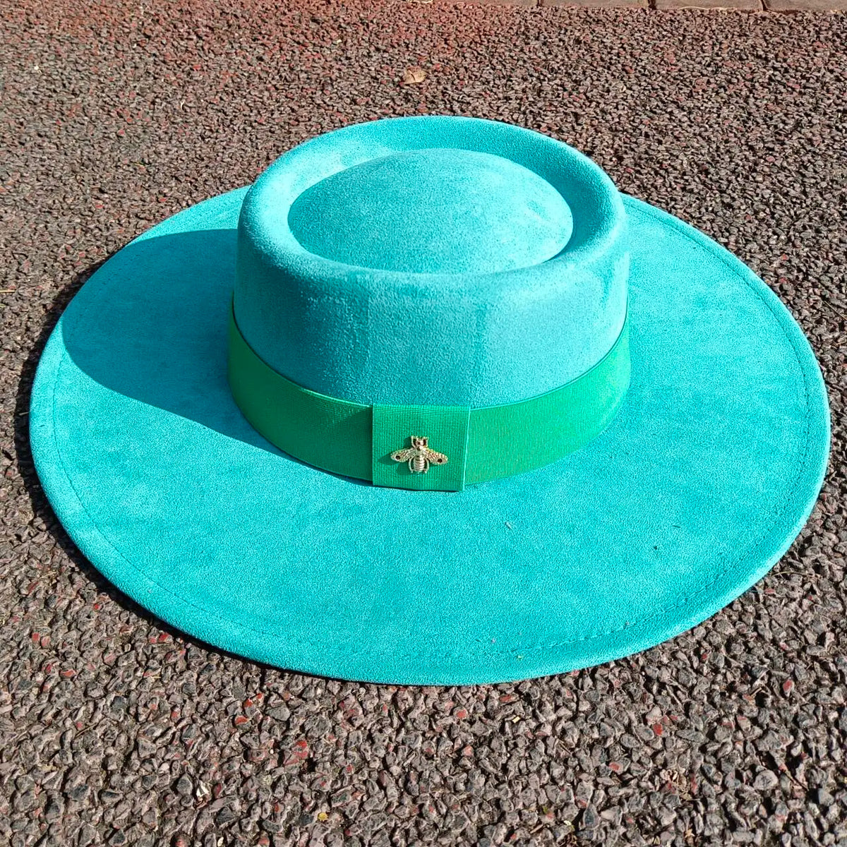 tete à chapeau vintage