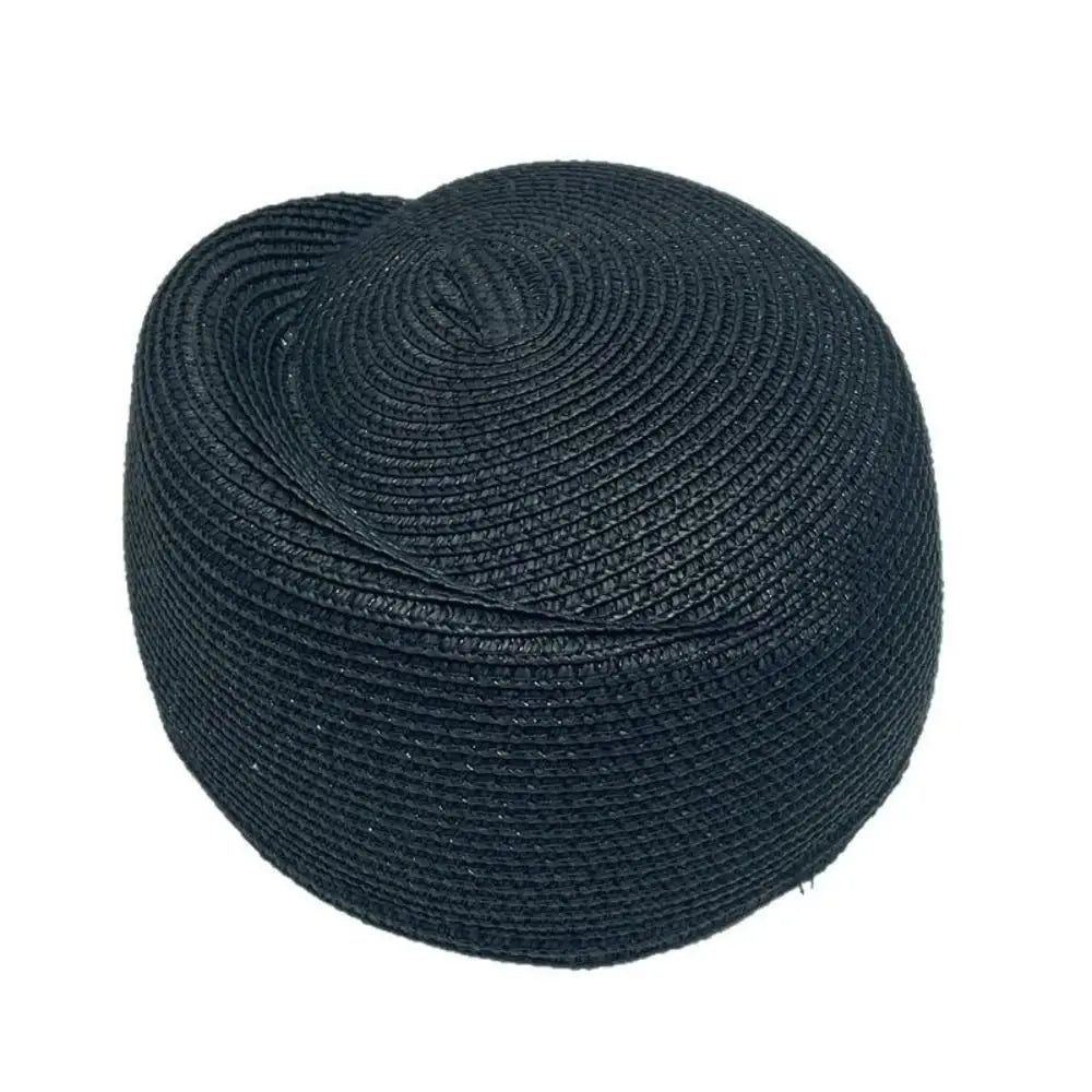 chapeau en fibre naturelle vintage