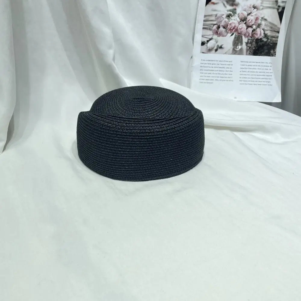 chapeau en fibre naturelle vintage