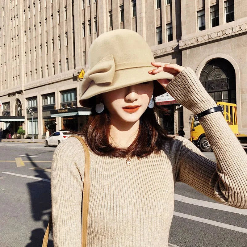 chapeau femme vintage rouge