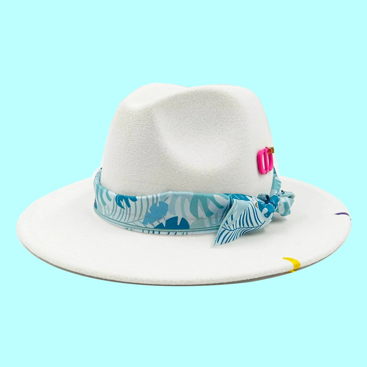 tete à chapeau vintage