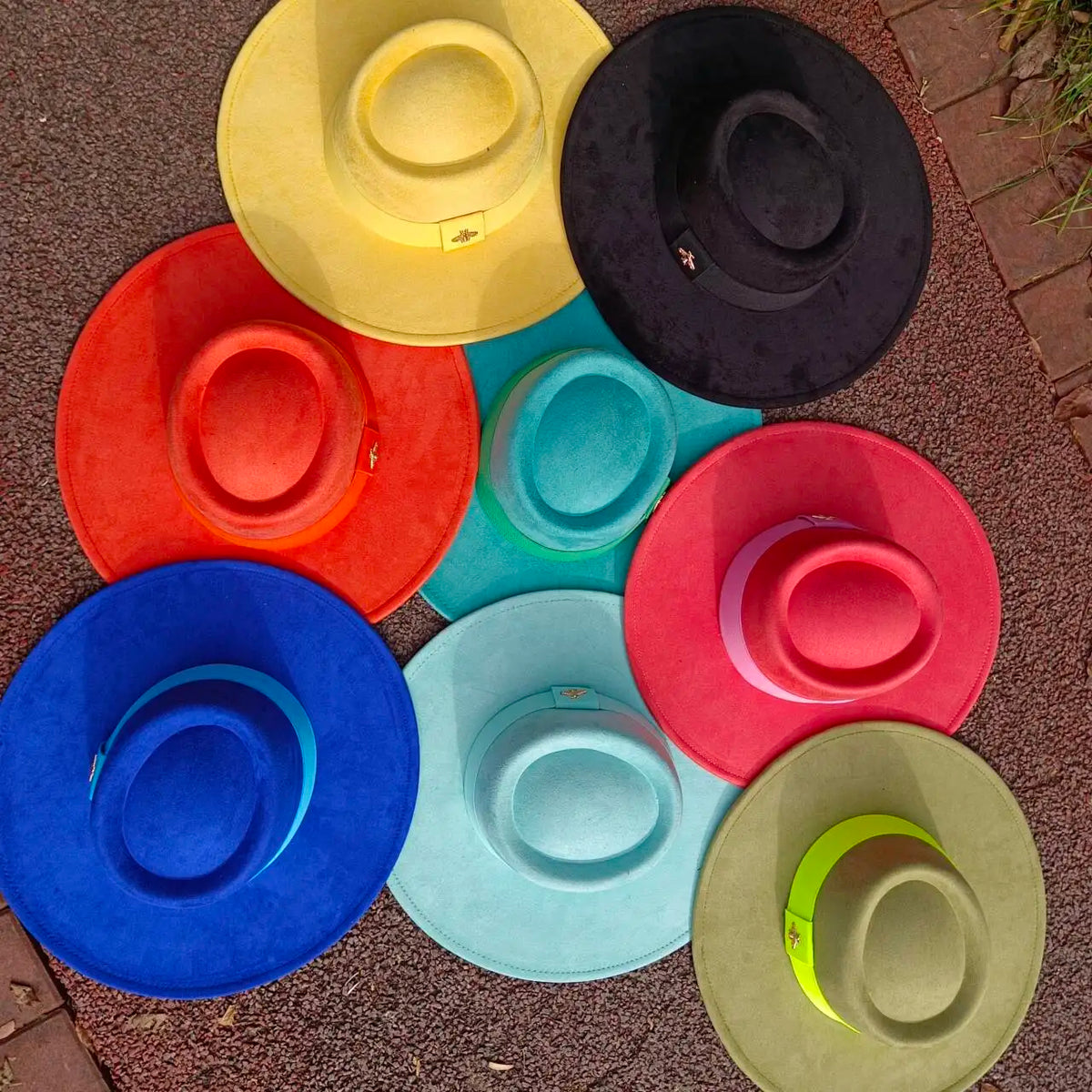 tete à chapeau vintage