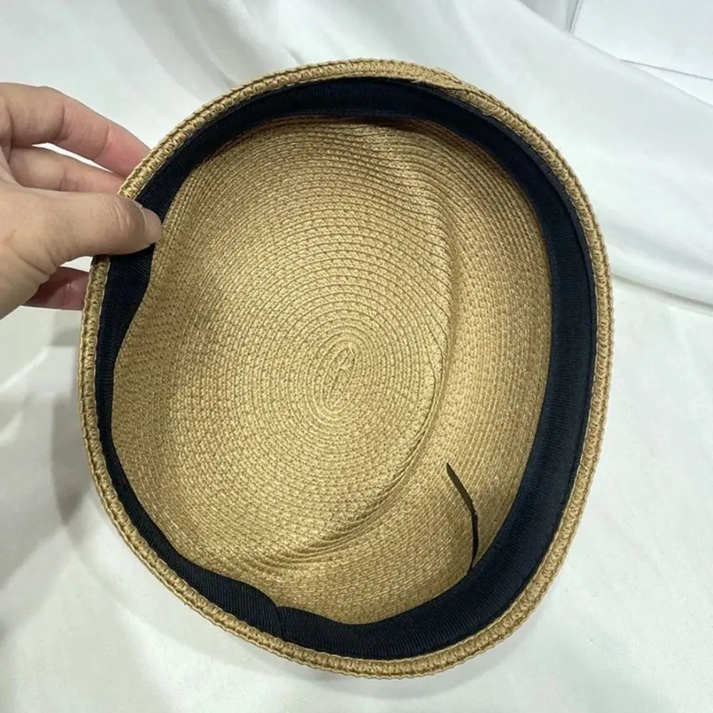 chapeau en fibre naturelle vintage