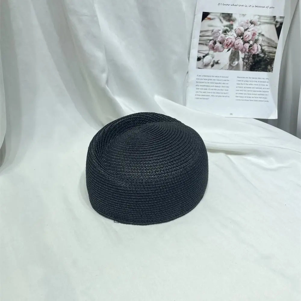 chapeau en fibre naturelle vintage
