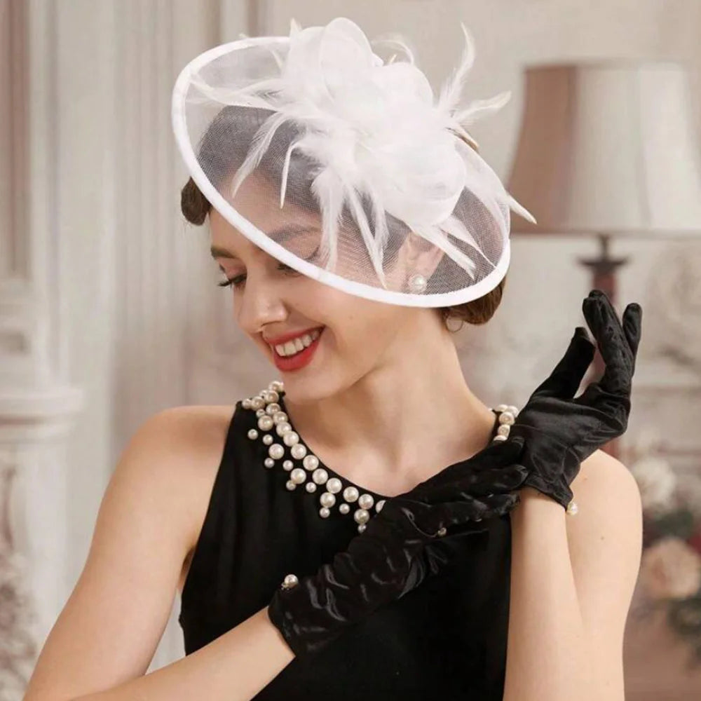 chapeau à plumes vintage