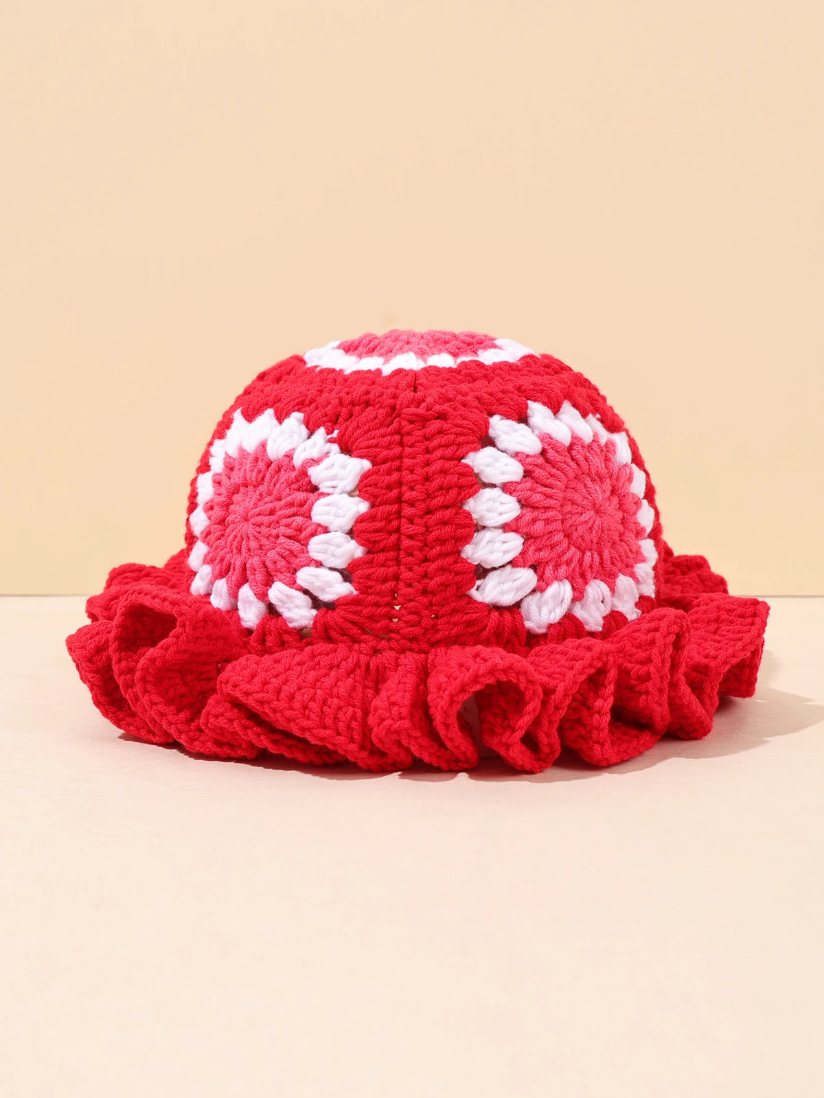 chapeau vintage pour fillette au crochet